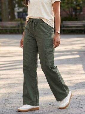 Buffalo David Bitton Green Cargo Pants Wide Leg NWOT